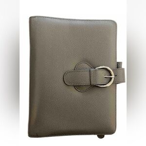 New Franklin Covey Ava leather binder 1 1/4” 9x7 in charcoal $89.95 msrp